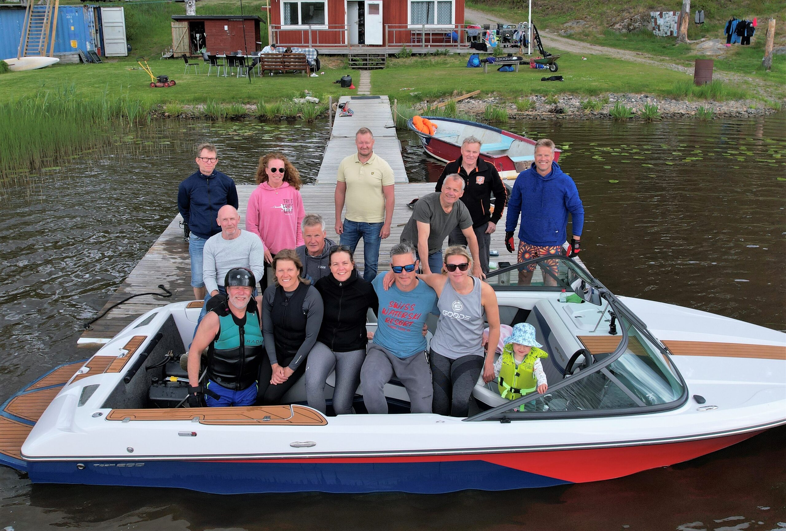 Säsongsstart och nyheter från 35+ landslaget i Vattenskidor!